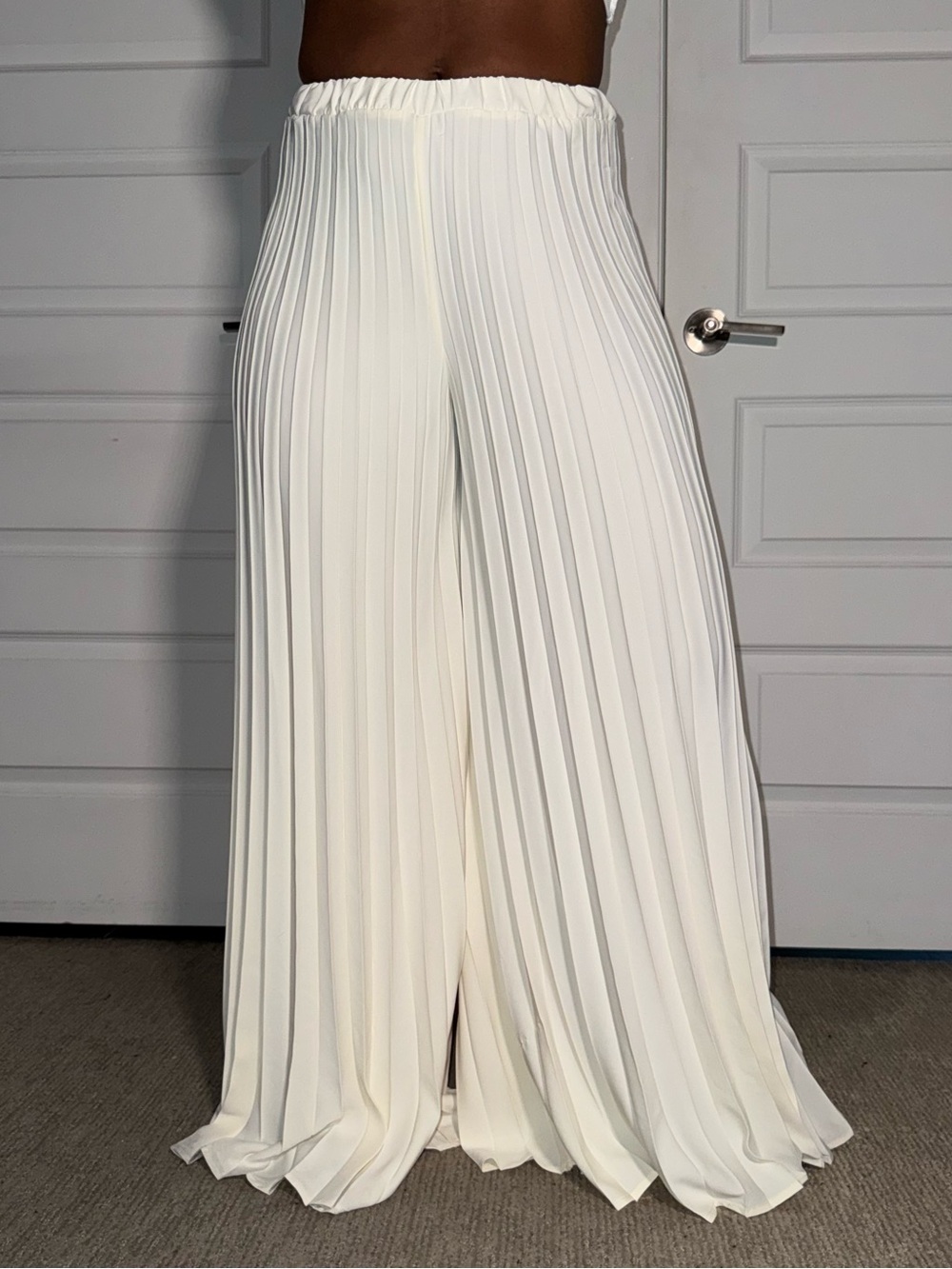 Forever 21 Cream Pleated Wide Leg Palazzo Pants
